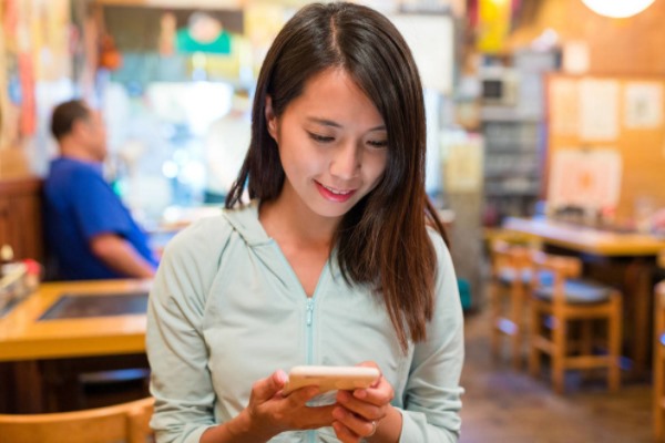 一个微信怎么登两个快手？